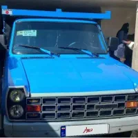راننده نیسان