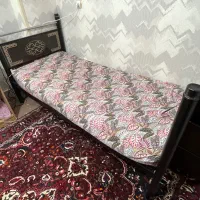تخت خواب تک نفره و کمد لباسی|تخت و سرویس خواب|اصفهان, بهارستان|دیوار