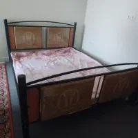 تخت دو نفره فرفوژه به همراه میز آرایشی و صندلی|تخت و سرویس خواب|صدرا-فارس, فاز ۱|دیوار