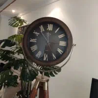 ساعت ایستاده بسیارشیک