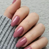 کاشت ناخن ،میکاپ،شینیون،اصلاح صورت و ابرو|خدمات آرایشگری و زیبایی|شیراز, سیلو|دیوار