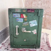 گاوصندوق کاملا سالم و نو