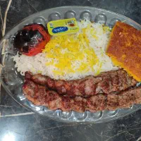 ظرفشور و صندوقدار رستوران