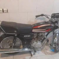 موتورهوندا۱۲۵.پیشرو.آخرین مدل کاربراتوری|موتورسیکلت|اصفهان, مهدی آباد|دیوار