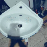 روشویی سه گوش کوچک نو|لوازم سرویس بهداشتی|شیراز, جمهوری|دیوار