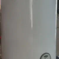 یک دستگاه آبگرمکن