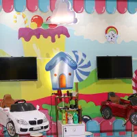 اجاره صندلی به ارایشگر آقا مشتری دار