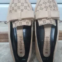 کالج کرم رنگ زنانه