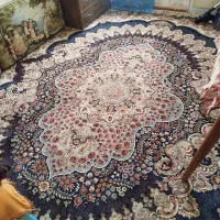 فرش هفتصد شونه نخی به فروش میرسد