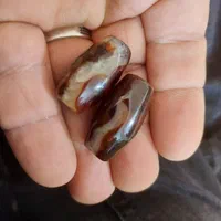 انگشتری  و مهره