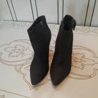 چکمه مجلسی بسیارشیک سایز ۴۰