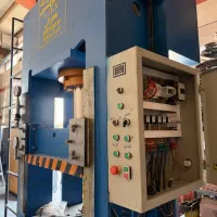 پرس هیدرولیک ۱۵۰ تن