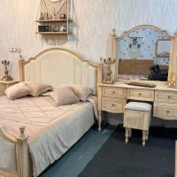 فروشنده خانوم با سابقه ادمینی نیمه وقت