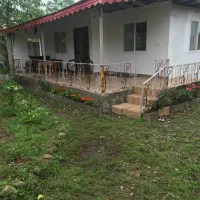 خانه-و-محوطه