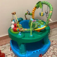 جامپر سه کاره آمریکایی و چند وسیله اسباب بازی