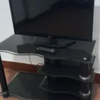 میزتلوزیون و تلوزیون ۳۲اینج ال جی|تلویزیون و پروژکتور|قروه, |دیوار