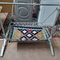 گهواره فلزی