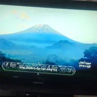 تلویزیون ال سی دی 32 اینچ و با میز