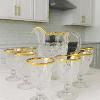 یک خانم فروشنده برا مغازه واقع درهانیوان