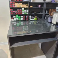 کانترمنشی ومیزناخن باقیمت استثنایی وبسیارباکیفیت|آرایشگاه و سالن‌های زیبایی|کرج, باغستان|دیوار