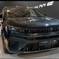 کی‌ام‌سی J7، مدل ۱۴۰۳