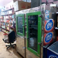 یخچال وقفسه مغازه