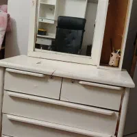 دراور . میز ارایش