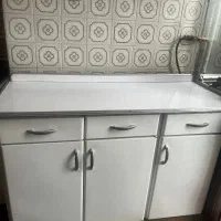 کابینت سه در  سه کشو