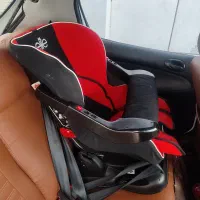 گهواره نوزاد و صندلی ماشین