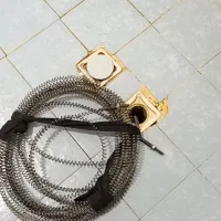 فنرزنی چاه و لوله کشی آب و فاضلاب