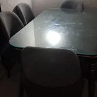 میز غذاخوری