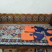 تخت سنتی 2 متری کاملا سالم|تخت و سرویس خواب|تهران, دستغیب|دیوار