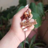 ساخت انواع زیورالات چوبی با اسم و طرح دلخواه