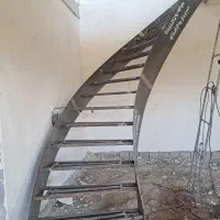 جوشکاری پله گرد ودرب و پنجره آهنی|خدمات پیشه و مهارت|اردبیل, |دیوار