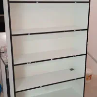 ویترین مغازه طبقه مغازه