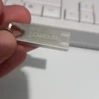 ۲ عدد فلش 64 و 32 GB گیگ|قطعات و لوازم جانبی رایانه|مشکین‌دشت, |دیوار