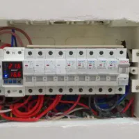 برق کار ساختمان و صنعتی|خدمات پیشه و مهارت|ایلام, |دیوار