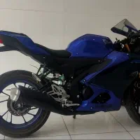 یاماها R15