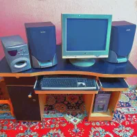 میز کامپیوتر نو