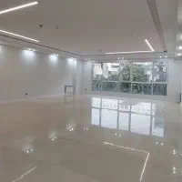 ۱۰۰متر ، دوخواب ، زندگی مجلل در پونک
