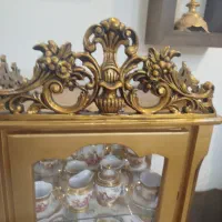 یک جفت ویترین طلایی|بوفه، ویترین، کنسول|اصفهان, عطار نیشابوری|دیوار