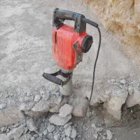 خدمات پیکور زنی و نیسان کمپرسی