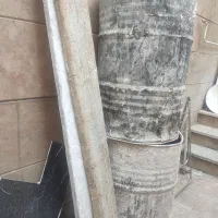 دو عدد بشکه با دو عدد تخته