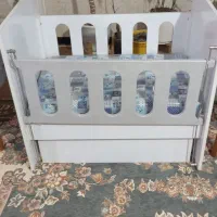 تخت وگهواره