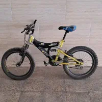 دو عدد دوچرخه ۲۰ و۱۶