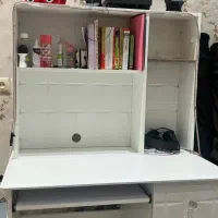 میز و صندلی تحریر و کامپیوتر