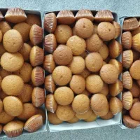 کیک یزدی وتخته ای