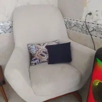 مبل ومیز غذا خوری ست