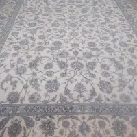 فرش ۳/۴کرم افشان ۶لا دست باف نایین