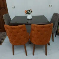 میز غذاخوری 4 نفره در حد نو